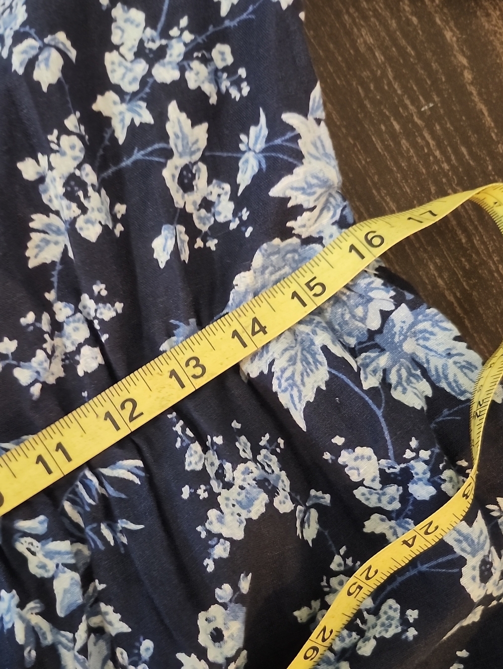 Tuckernuck Twilight Garden Jenna Floral Dress Size Medium Linen Cotton - Picture 13 of 14